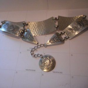 "Vintage Aluminum Rose Ladies Belt 26"" - 28"" Waist "